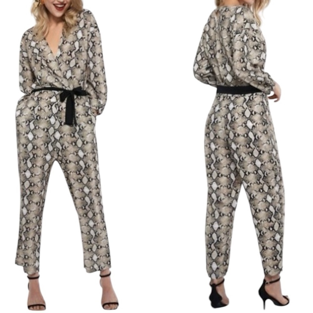 Zara snakeskin print wrap jumpsuit zipper on the bottom back size M